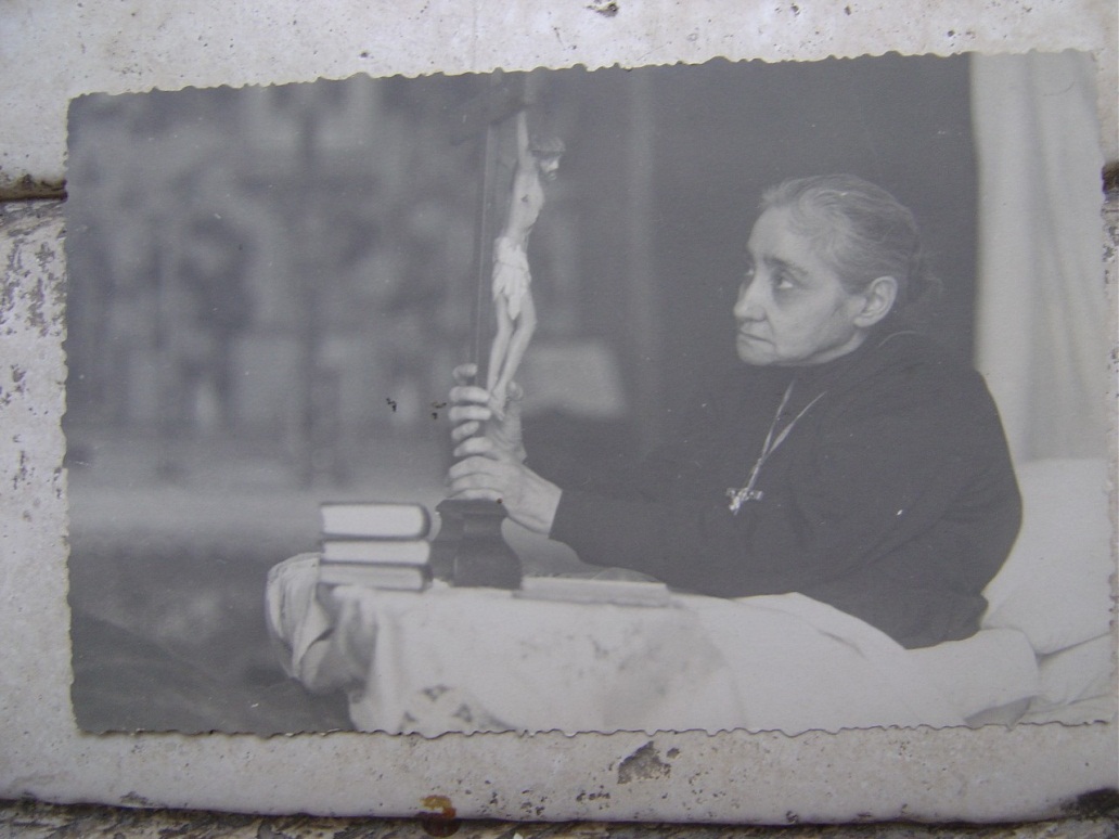 THE LITTLE FAMILY OF LUISA PICCARRETA Luisa Piccarreta